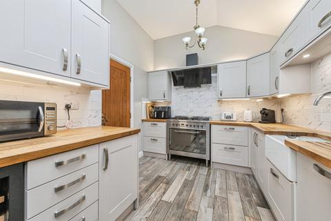 4 bedroom cottage for sale, Magdale, Honley, Holmfirth