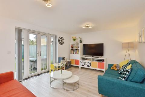3 bedroom terraced house for sale, Fontaines Road, Glebe Farm, Milton Keynes
