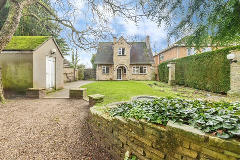 3 bedroom detached house for sale, Newark Road, LINCOLN