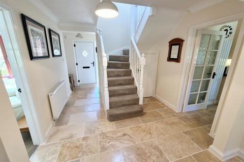 4 bedroom detached house for sale, Home Meadow, MINEHEAD