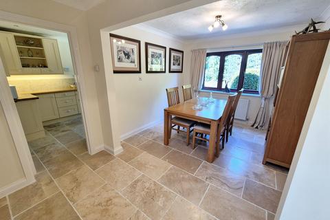 4 bedroom detached house for sale, Home Meadow, MINEHEAD