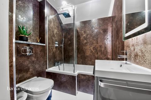 2 bedroom apartment for sale, Gilson Place, London