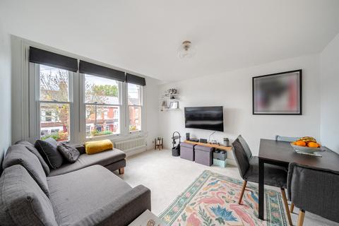 2 bedroom maisonette for sale, Hardwicke Road, London