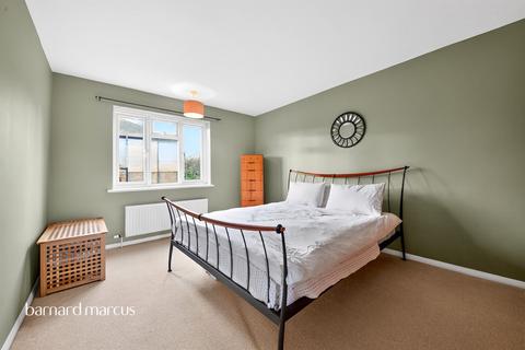 1 bedroom flat for sale, Friern Park, London