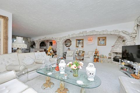 3 bedroom detached house for sale, Nursery Close, Acle, Norwich