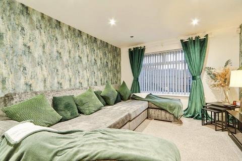 undefined, Gamble Hill Chase, Leeds