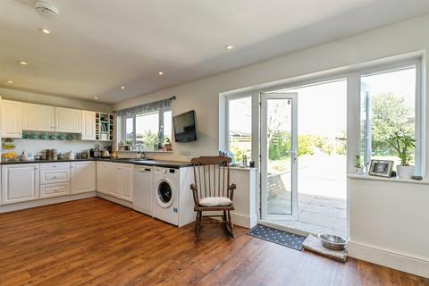 5 bedroom detached house for sale, Pevensey Road, Polegate