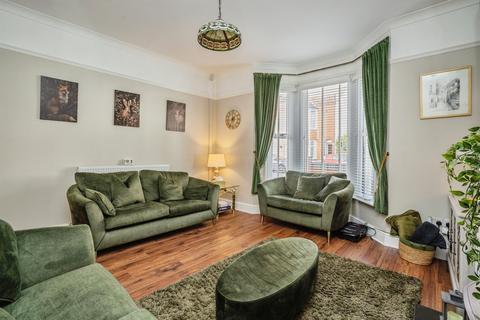 3 bedroom semi-detached house for sale, Queens Road, PORTSMOUTH