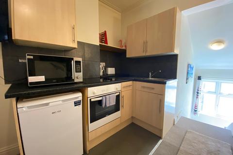 Studio to rent, Charlotte Street, BRIGHTON