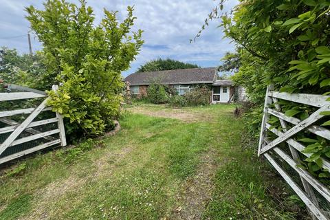3 bedroom detached bungalow for sale, Barrier Bank, Cowbit, Spalding