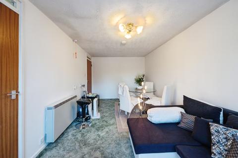 2 bedroom flat for sale, Pembroke Way, Birmingham