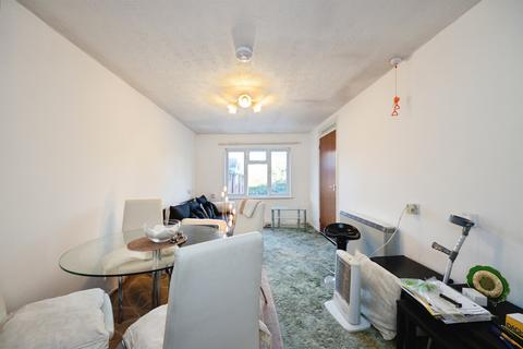 2 bedroom flat for sale, Pembroke Way, Birmingham