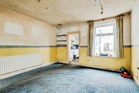2 bedroom terraced house for sale, Elmina Road, Swindon