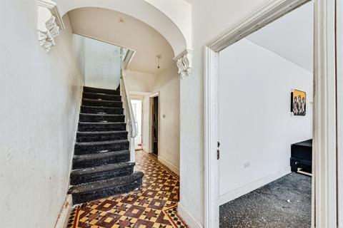 5 bedroom terraced house for sale, Dover Street, Swindon