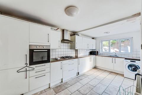 5 bedroom terraced house for sale, Dover Street, Swindon