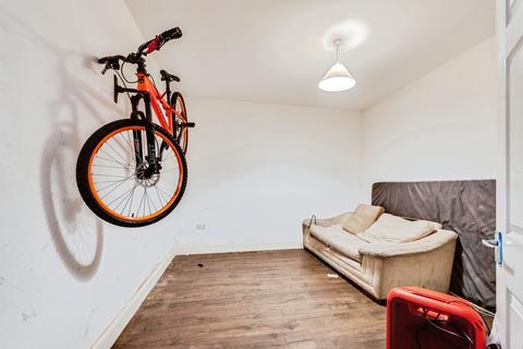 5 bedroom terraced house for sale, Dover Street, Swindon
