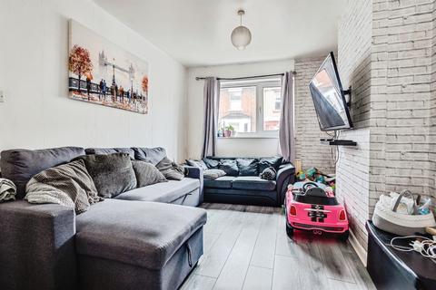undefined, William Street, Swindon