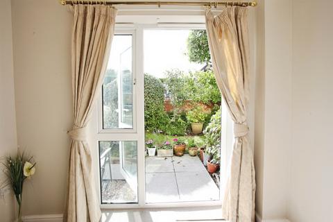 1 bedroom retirement property for sale, Fidlas Road, Llanishen, Cardiff