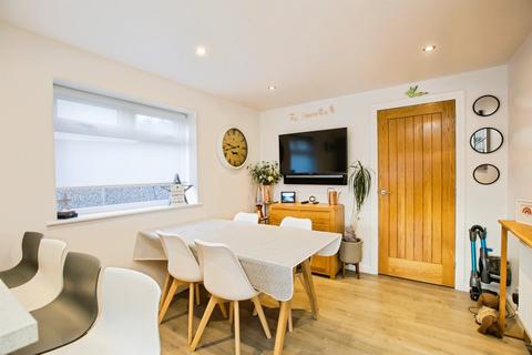 4 bedroom detached house for sale, Springwood Drive, Copley