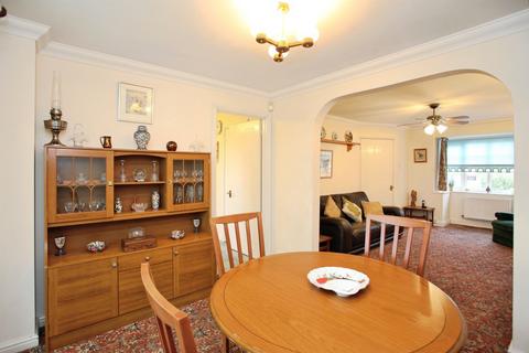 undefined, Maes Cefn Mabley, Llantrisant, Pontyclun