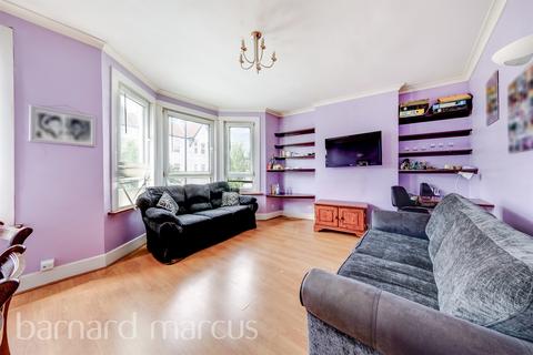 3 bedroom flat for sale, Elliott Road, Thornton Heath