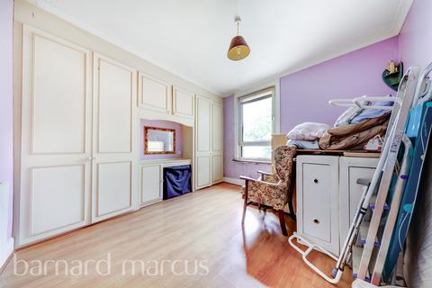 3 bedroom flat for sale, Elliott Road, Thornton Heath