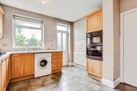 undefined, Poplar Avenue, WAKEFIELD