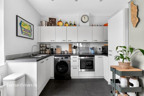 undefined, Beaumont Drive, Worcester Park