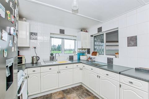 2 bedroom detached bungalow for sale, Elmside, Emneth, Wisbech