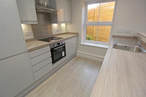2 bedroom ground floor flat to rent, North Point, North Road, Lower Parkstone