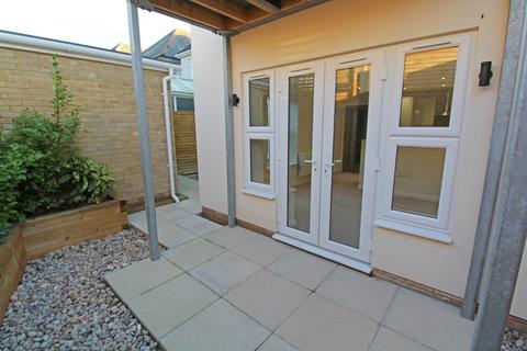 2 bedroom ground floor flat to rent, North Point, North Road, Lower Parkstone