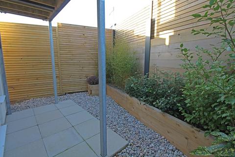 2 bedroom ground floor flat to rent, North Point, North Road, Lower Parkstone