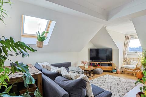 2 bedroom flat for sale, Cleveland Road, Bournemouth