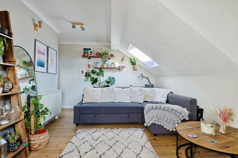2 bedroom flat for sale, Cleveland Road, Bournemouth