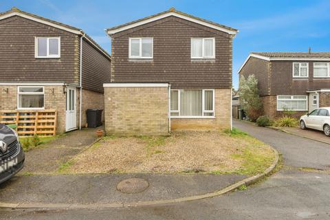 undefined, Ashleigh Gardens, Wymondham