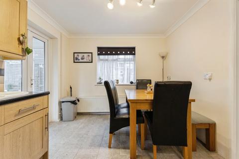 undefined, Ashleigh Gardens, Wymondham