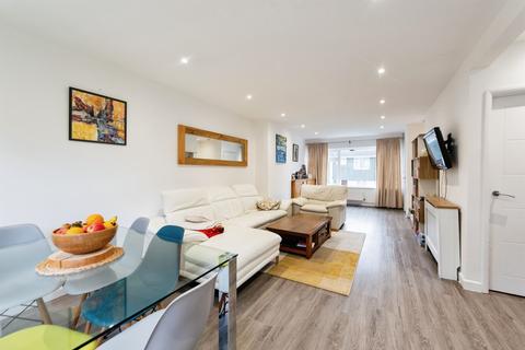 4 bedroom semi-detached house for sale, Montgomery Walk, Waterlooville