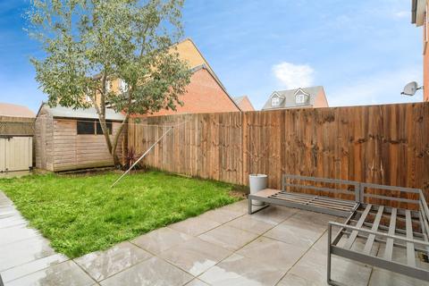 3 bedroom semi-detached house for sale, Deer Vale, Hethersett, Norwich