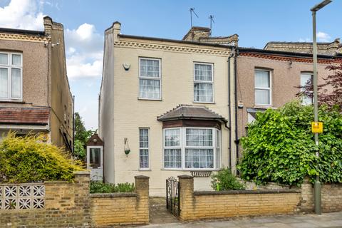 3 bedroom semi-detached house for sale, Bawtry Road, London