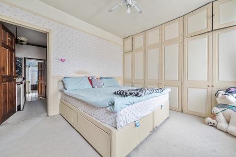 3 bedroom semi-detached house for sale, Bawtry Road, London