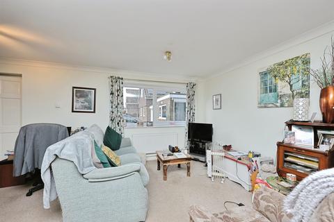 3 bedroom semi-detached house for sale, Ashleigh Gardens, Wymondham