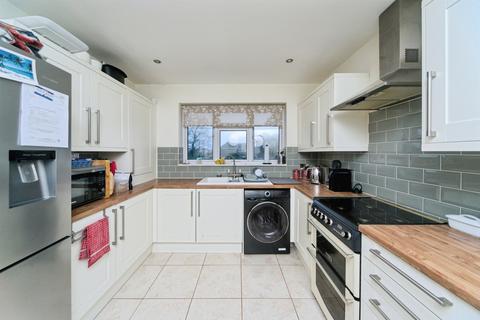 3 bedroom flat for sale, Hastings Road, Bexhill-On-Sea