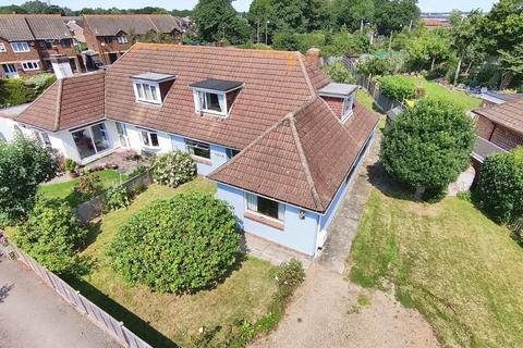 4 bedroom semi-detached bungalow for sale, Dale Drive, Gosport