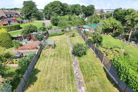 4 bedroom semi-detached bungalow for sale, Dale Drive, Gosport