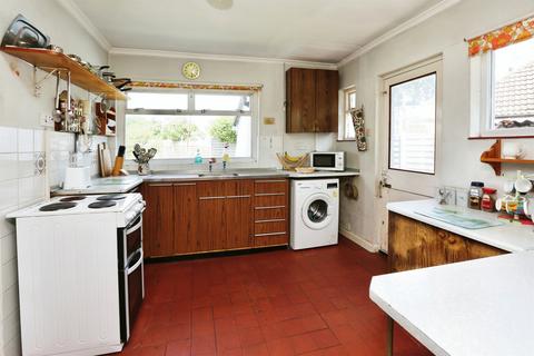 4 bedroom semi-detached bungalow for sale, Dale Drive, Gosport
