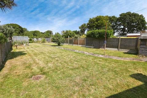 4 bedroom semi-detached bungalow for sale, Dale Drive, Gosport