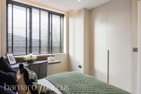undefined, Abbotswood Road, London