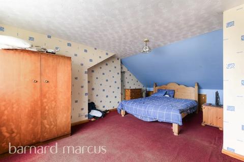 undefined, Malvern Close, Mitcham