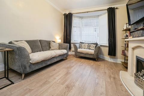 3 bedroom terraced house for sale, New Bridge Road, Hull