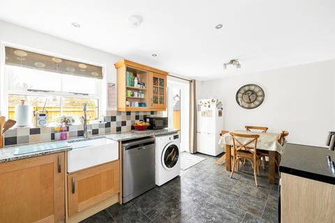 undefined, London Road, Aston Clinton, Aylesbury